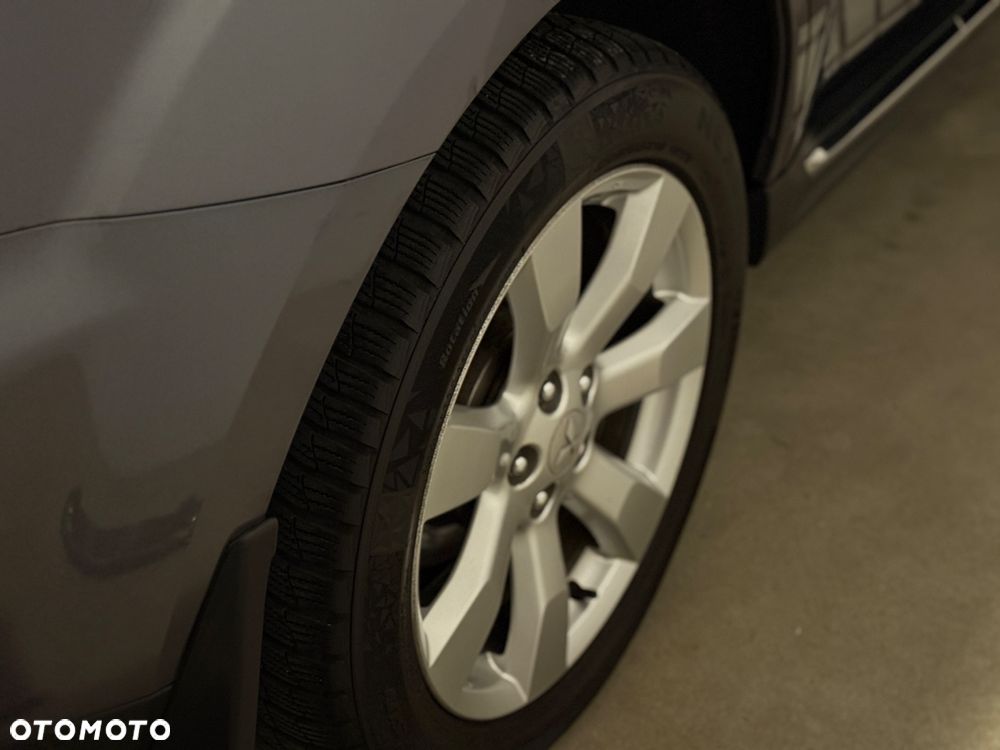 Mitsubishi Outlander 2.2 DID Intense + TC-SST - 6