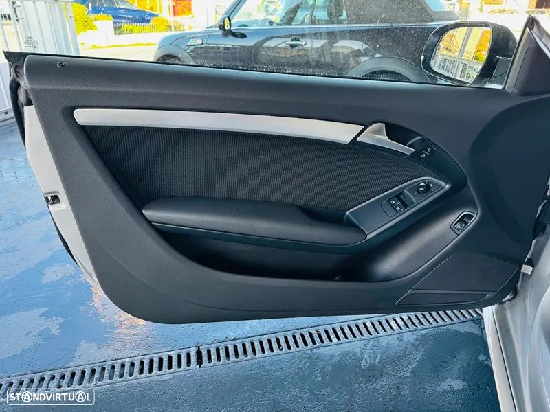 Audi A5 2.0 TDI Ultra DPF - 21