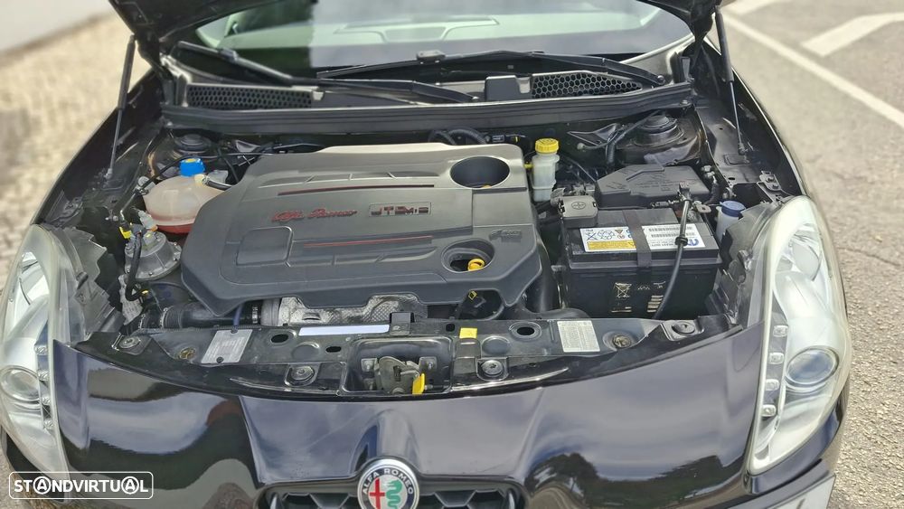 Alfa Romeo Giulietta 1.6 JTDm Distinctive - 34