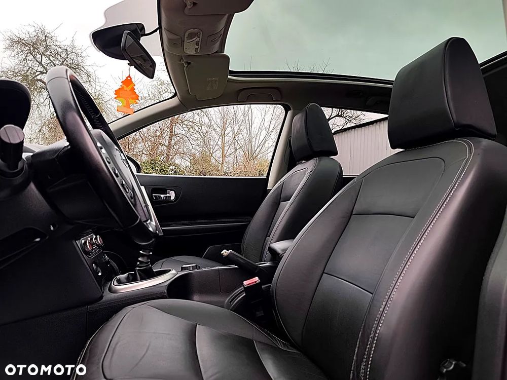 Nissan Qashqai+2 - 10