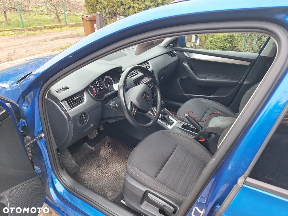 Skoda Octavia 1.6 TDI SCR Ambition DSG - 32