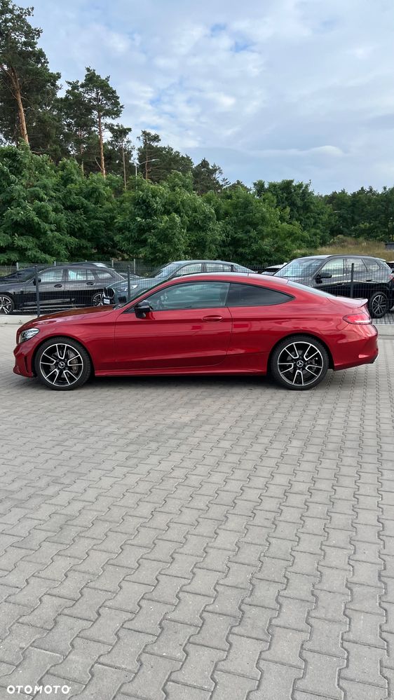 Mercedes-Benz Klasa C 300 9G-TRONIC AMG Line - 10