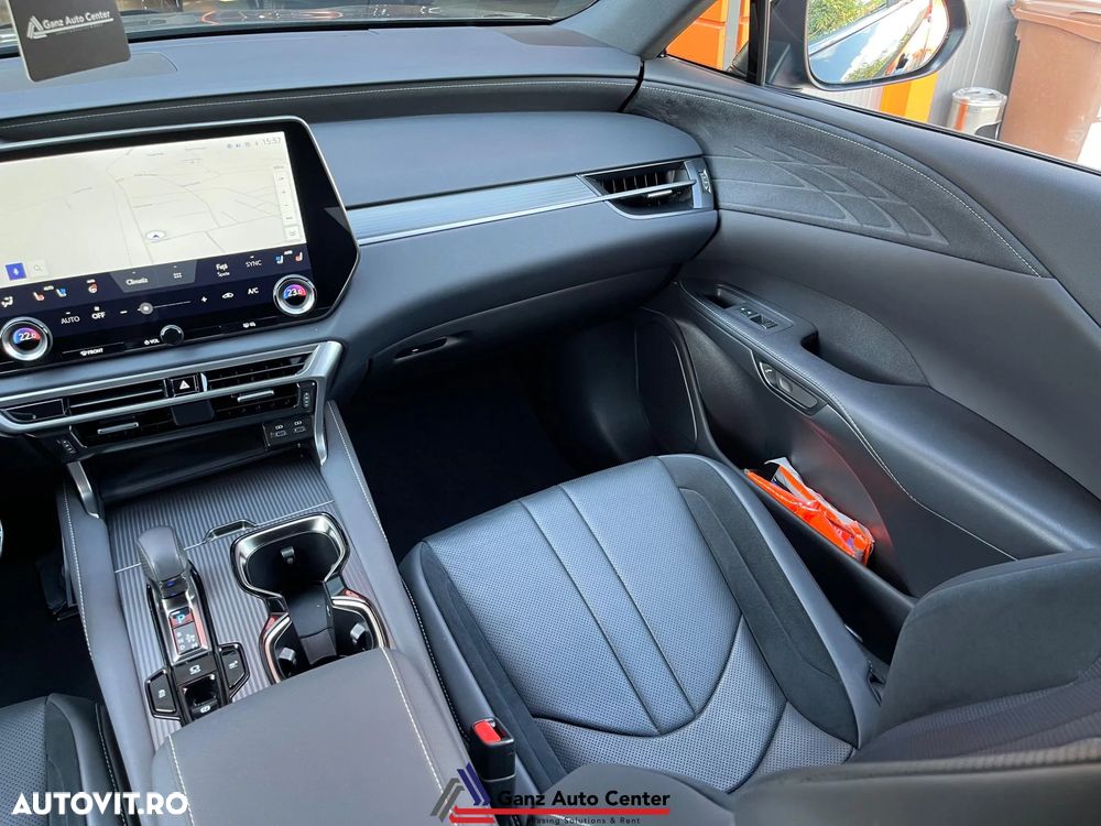 Lexus Seria RX - 10