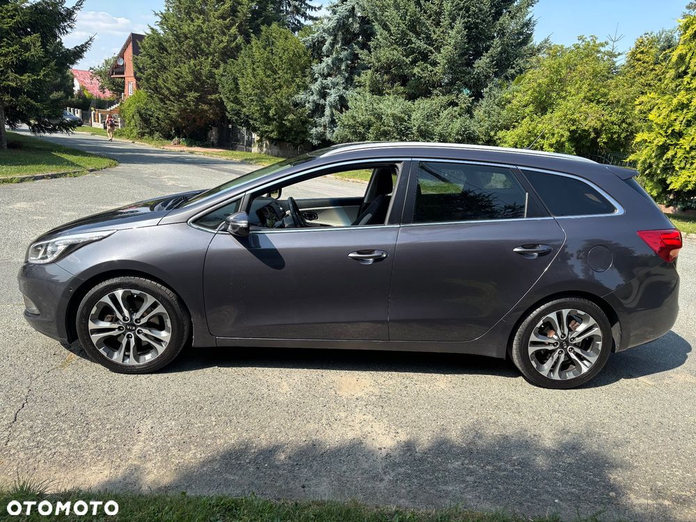 Kia Ceed 1.6 GDI DCT Platinum Edition - 3