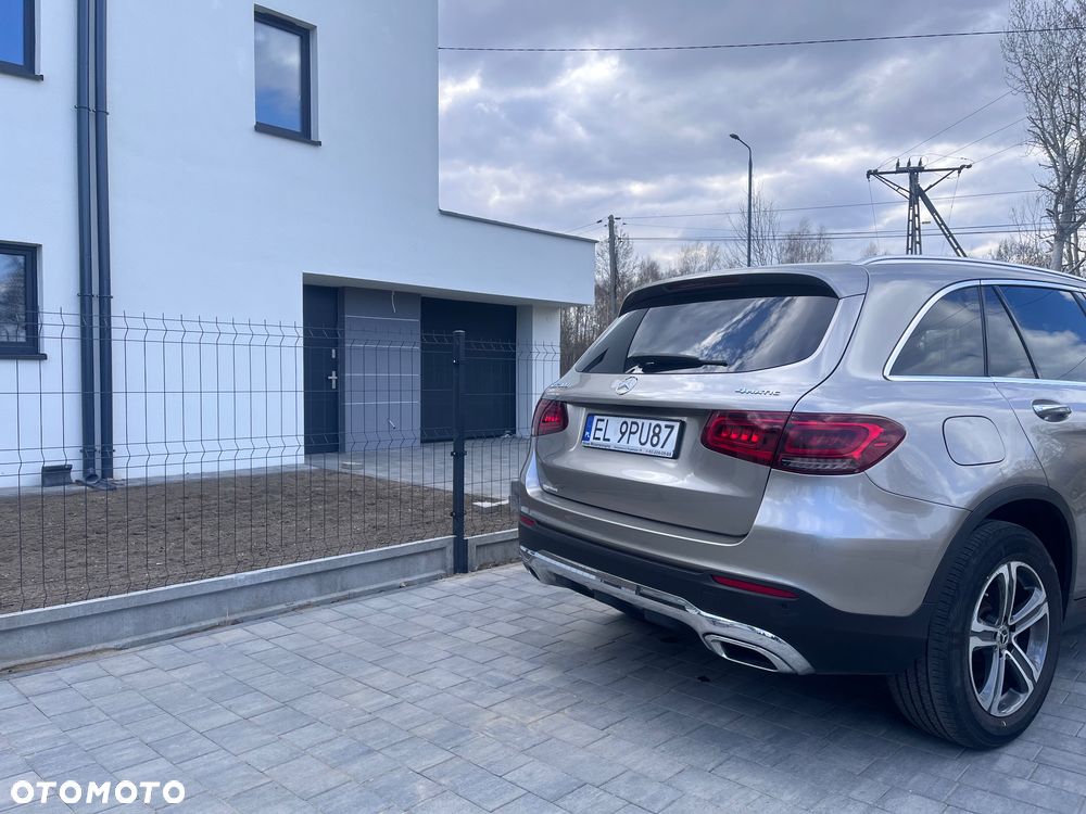 Mercedes-Benz GLC 300 4Matic 9G-TRONIC - 4