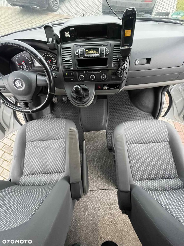 Volkswagen Transporter - 22