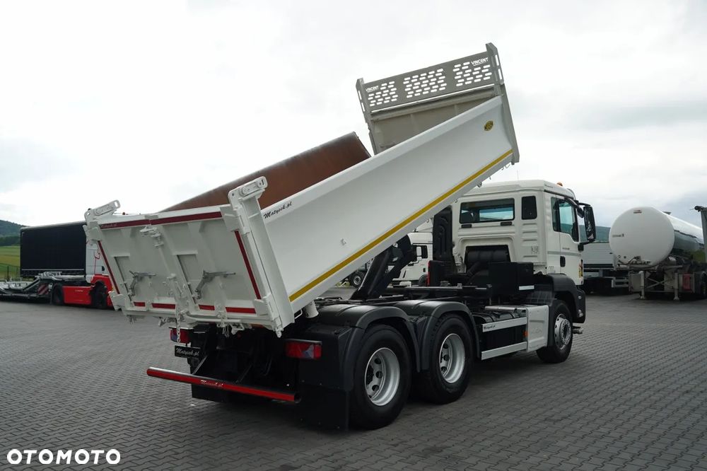 MAN TGS 26.400 / 6X4 / 2 STRONNA WYWROTKA / HYDROBURTA / AUTOMAT / EURO 6 - 4