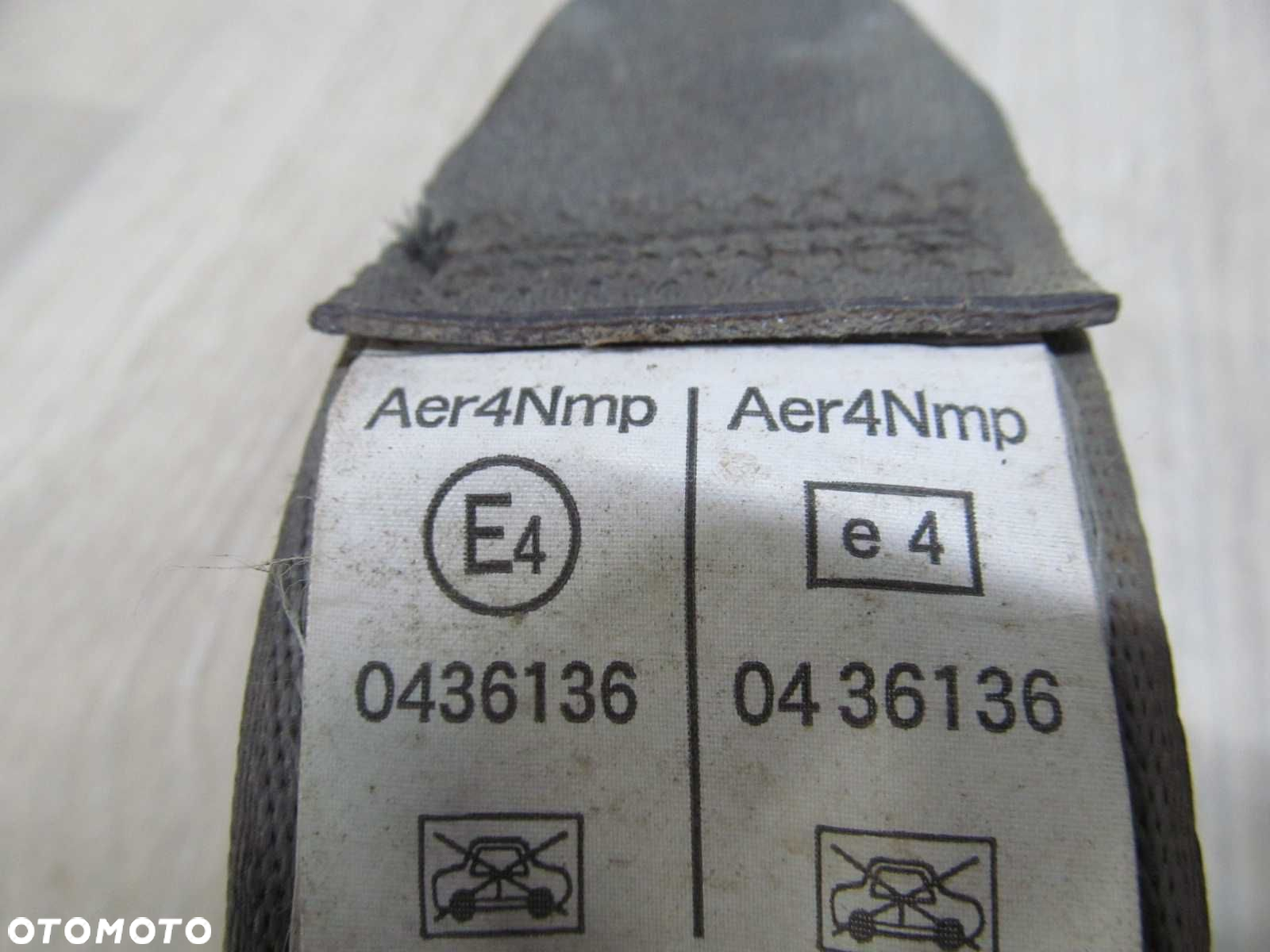 ISUZU N35 N NPR L GRAFTER PAS BEZPIECZENSTWA NAPINACZ C9472N 07-18 - 6