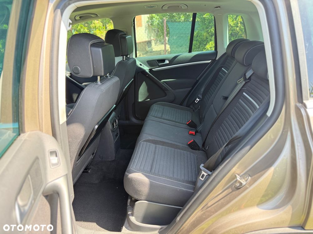 Volkswagen Tiguan - 30