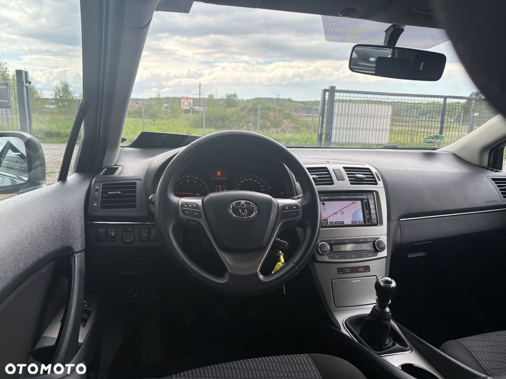Toyota Avensis 1.8 Edition - 8
