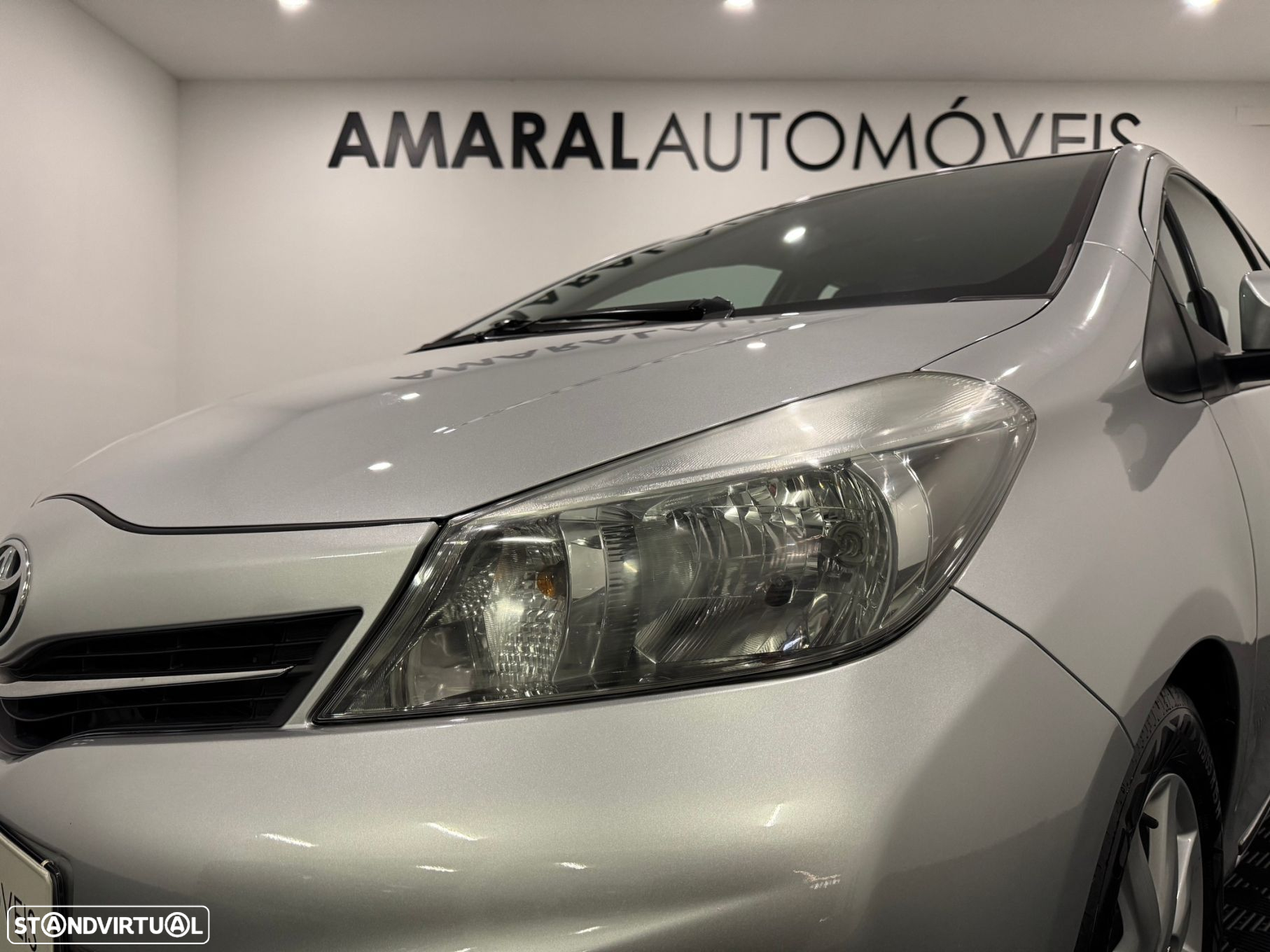 Toyota Yaris 1.4 D-4D ACtive+AC - 14