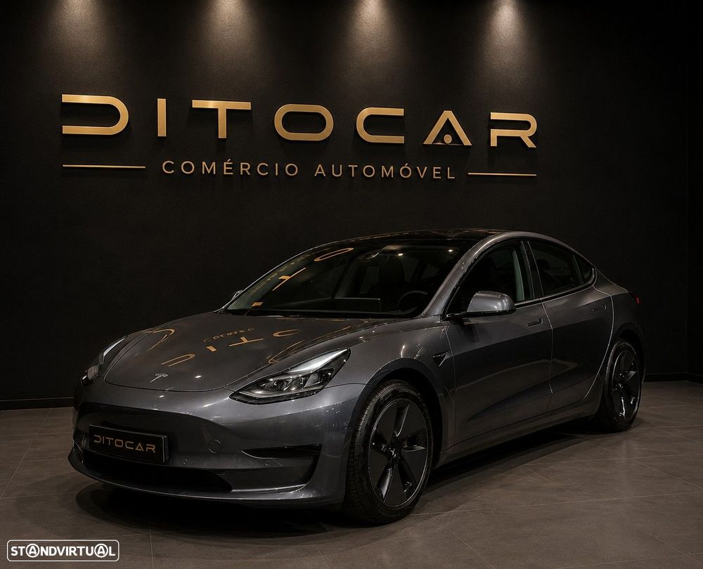Tesla Model 3 Standard Range Plus RWD - 3