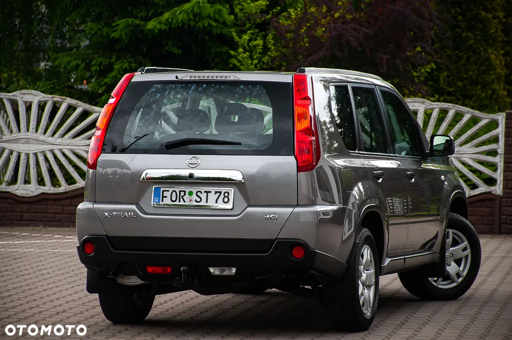 Nissan X-Trail 2.0 dCi 4x4 DPF I-Way - 11