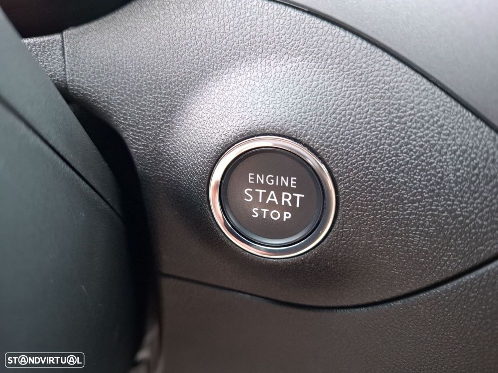 Opel Crossland 1.2 T Elegance - 20