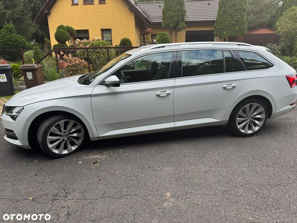 Skoda Superb 2.0 TDI DSG Premium Edition - 12
