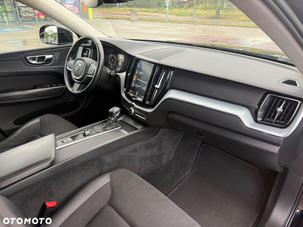 Volvo XC 60 D4 AWD Geartronic Momentum - 22
