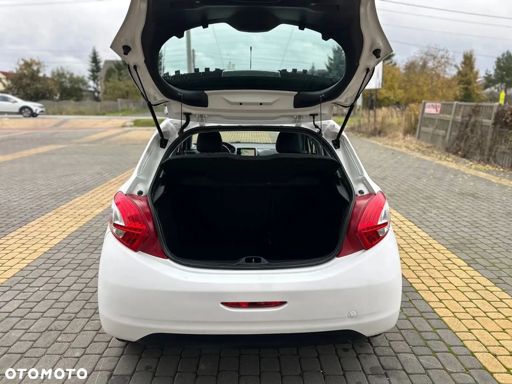 Peugeot 208 e-HDi FAP 92 Stop&Start Allure - 15