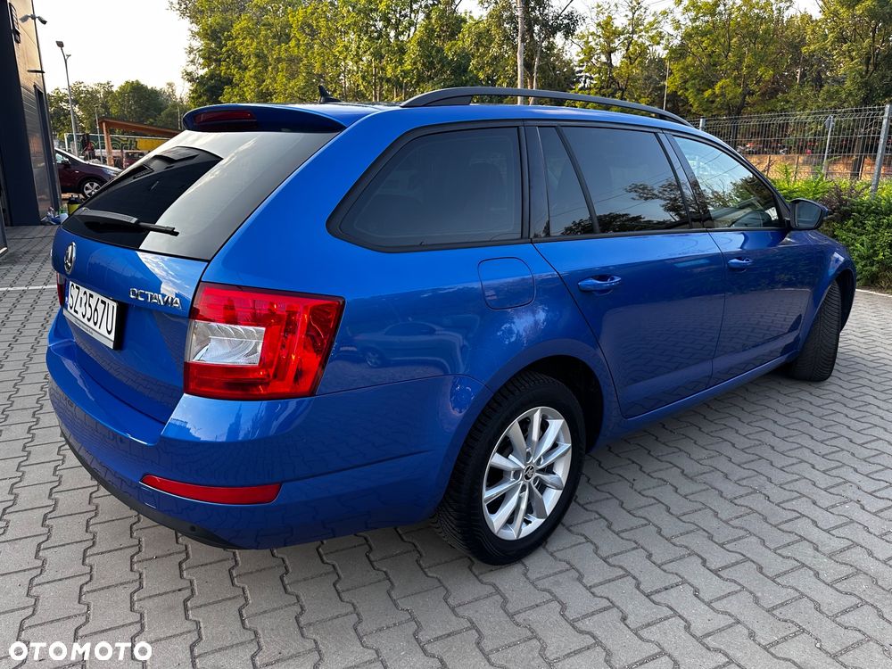 Skoda Octavia 2.0 TDI Premium Edition - 9