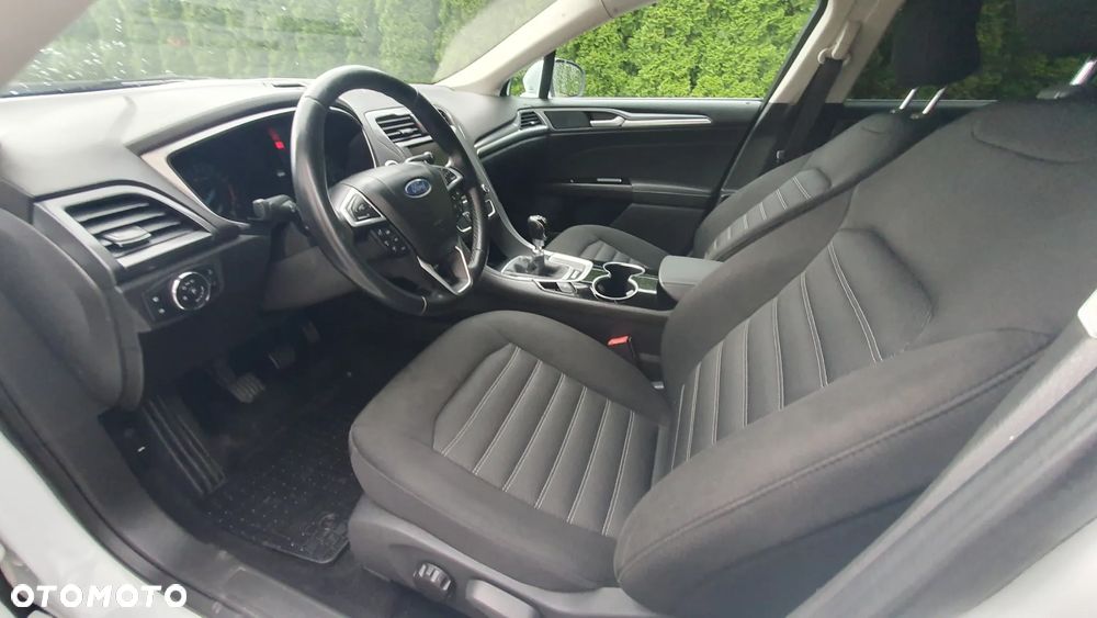 Ford Mondeo - 19