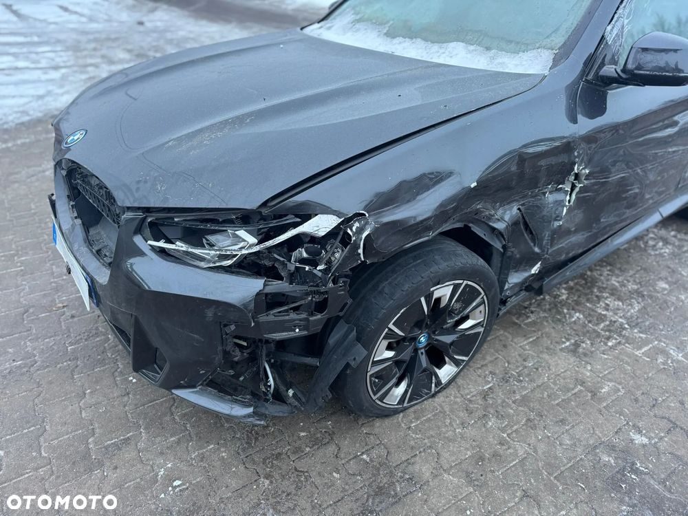 BMW iX3 80kWh Impressive - 4