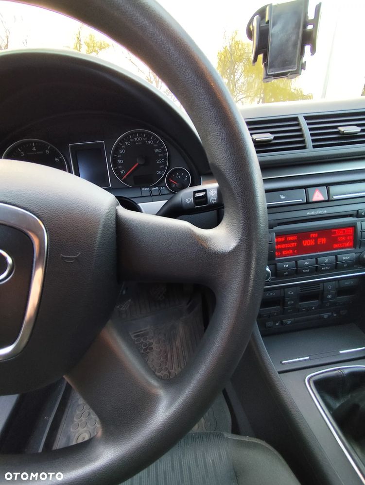 Audi A4 Avant 1.8 T - 10