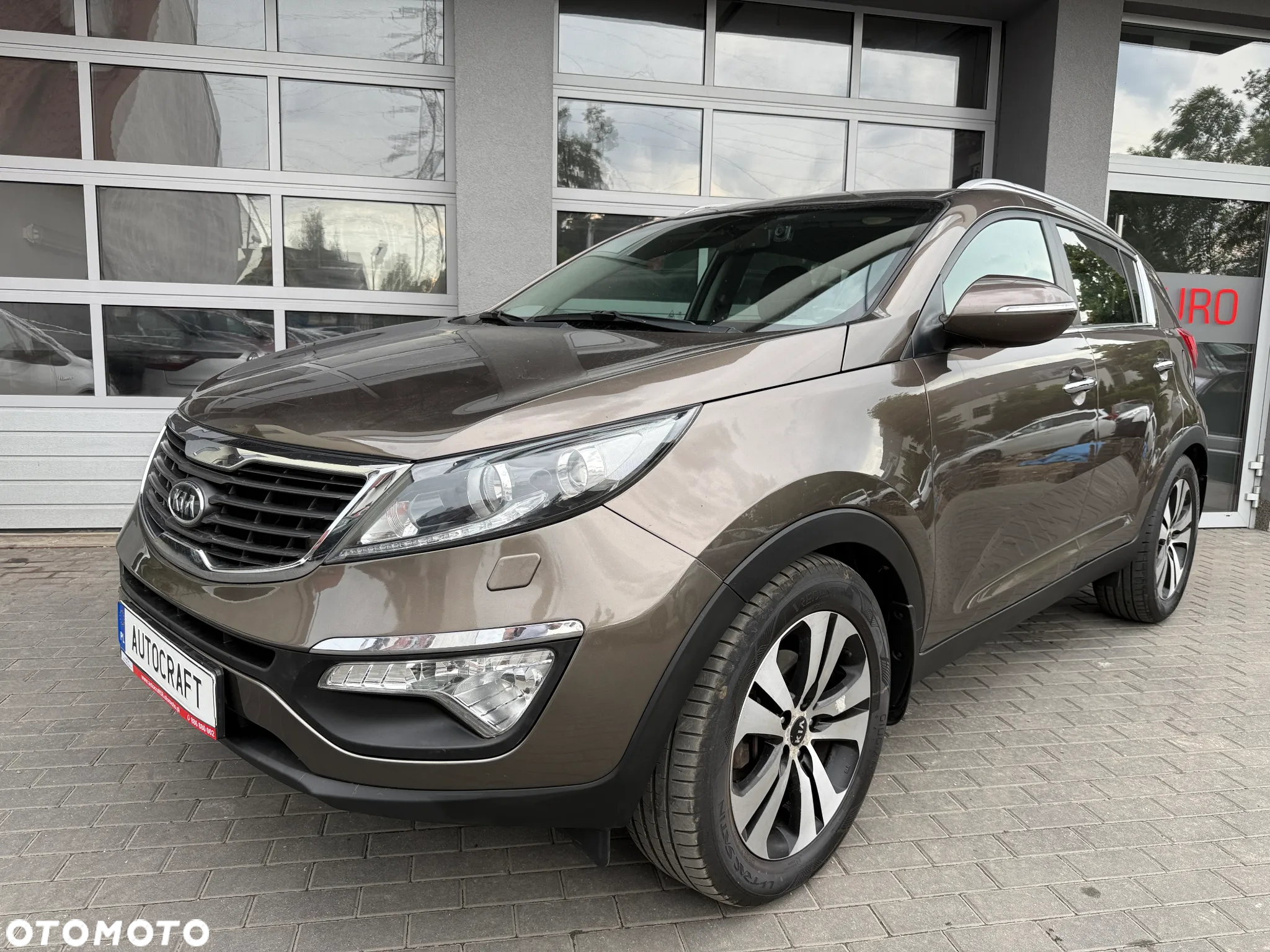 Kia Sportage 2.0 CRDI XL - 24