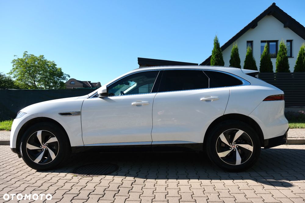 Jaguar F-Pace P250 AWD SE - 7