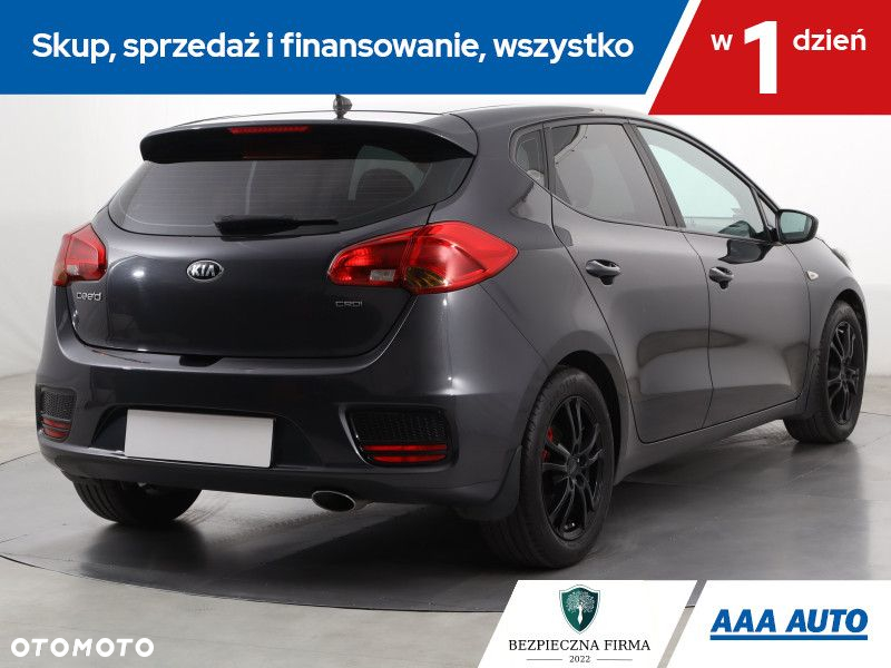 Kia Ceed - 6