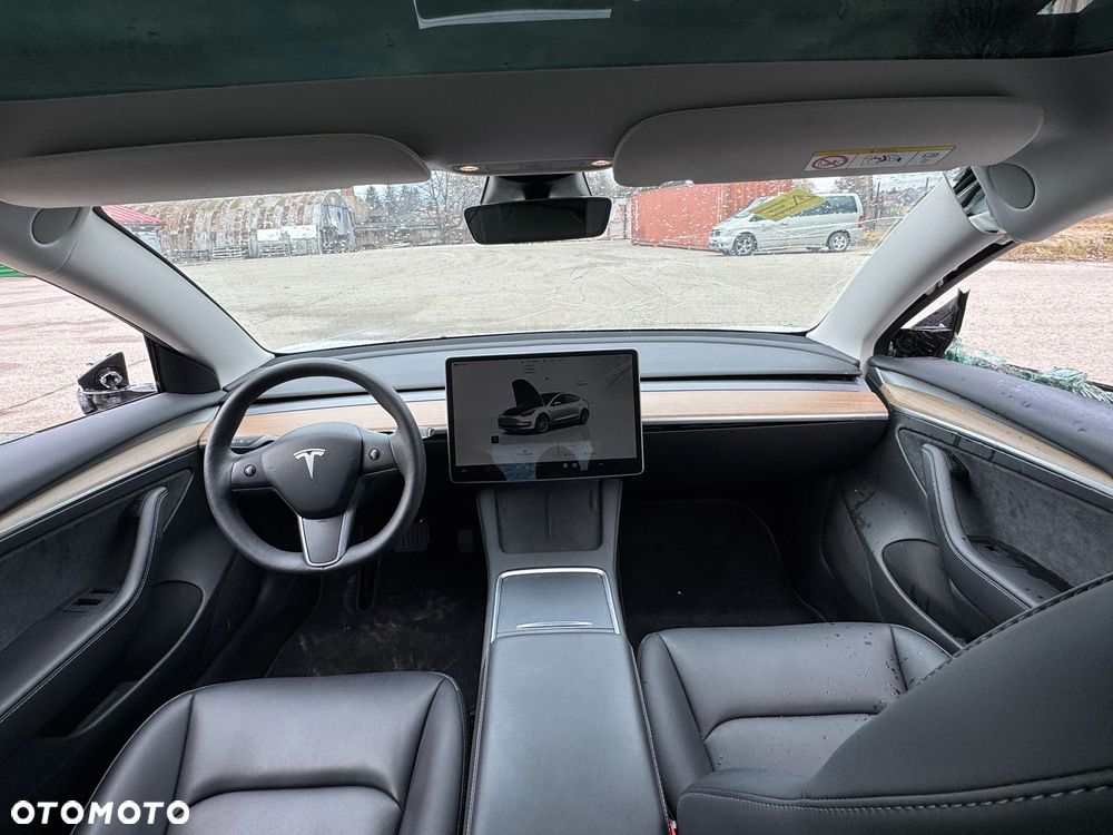 Tesla Model 3 Langstreckenbatterie Allradantrieb Dual Motor - 38