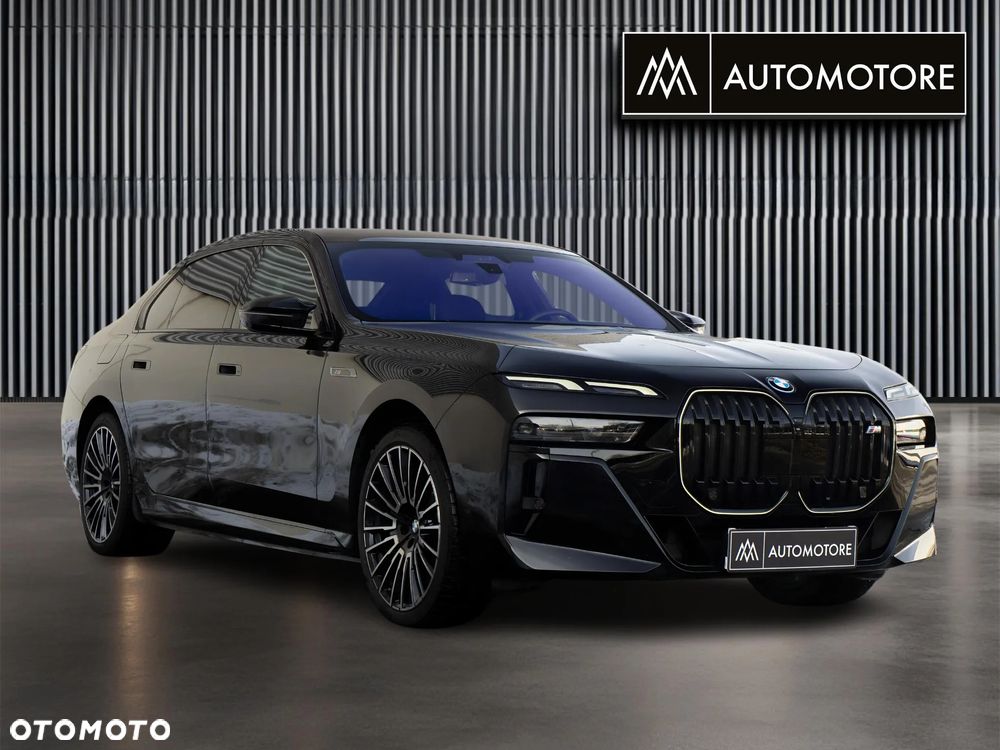 BMW i7 - 5