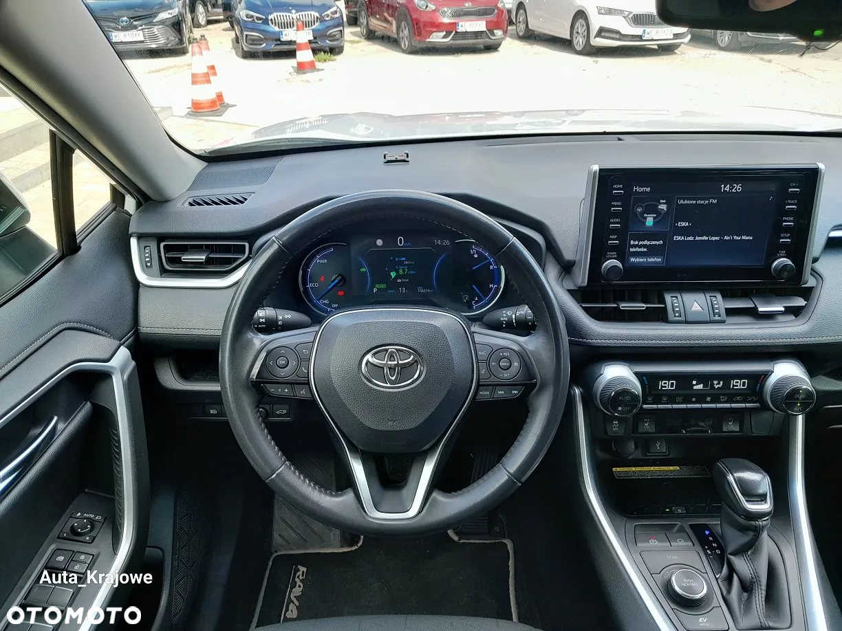 Toyota RAV4 - 10