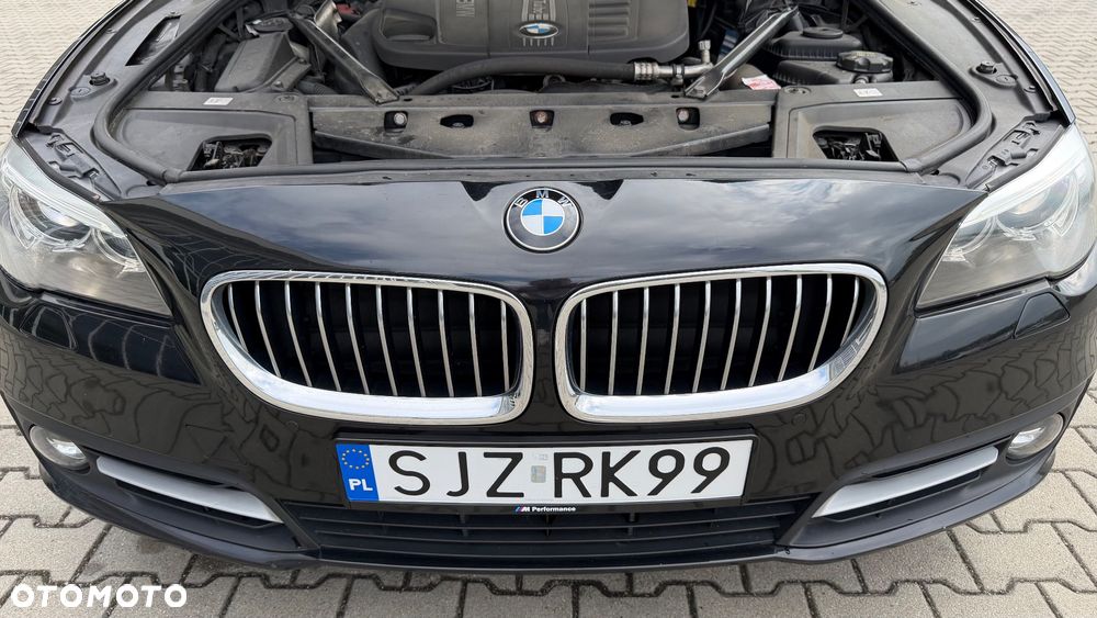 BMW Seria 5 530d xDrive Sport-Aut - 28