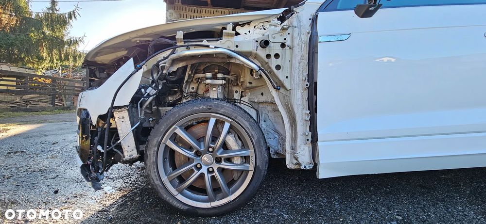 Volkswagen Touareg 3.0 V6 TFSI 4Motion R-Line - 6