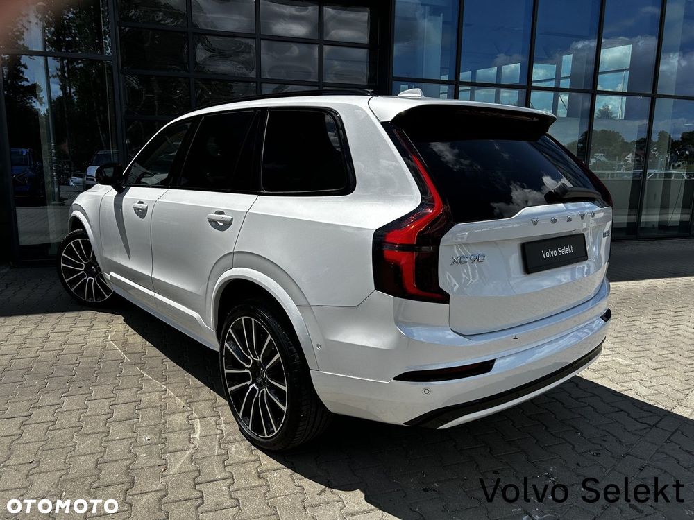 Volvo XC 90 - 7