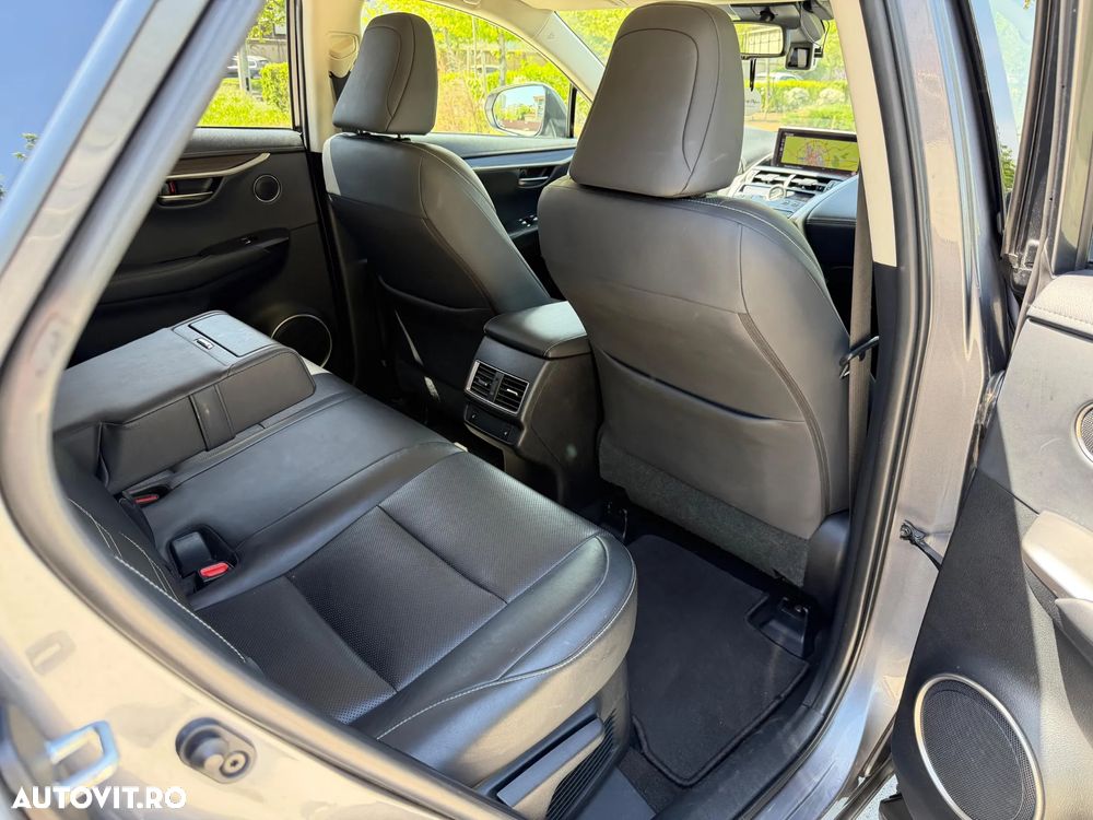 Lexus Seria NX - 14