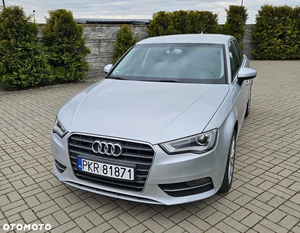 Audi A3 Sportback 1.4 TFSI S tronic Attraction - 2