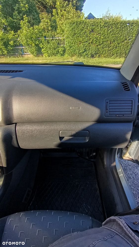 Skoda Octavia 1.9 TDI Ambiente - 12
