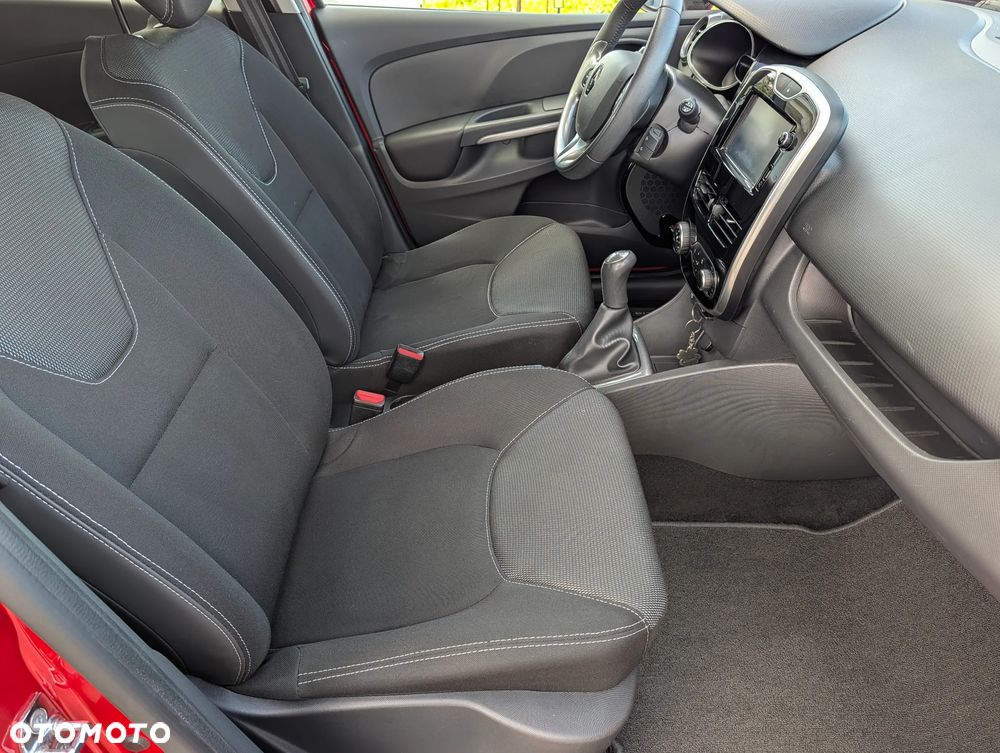 Renault Clio 0.9 Energy TCe Limited EU6 - 17