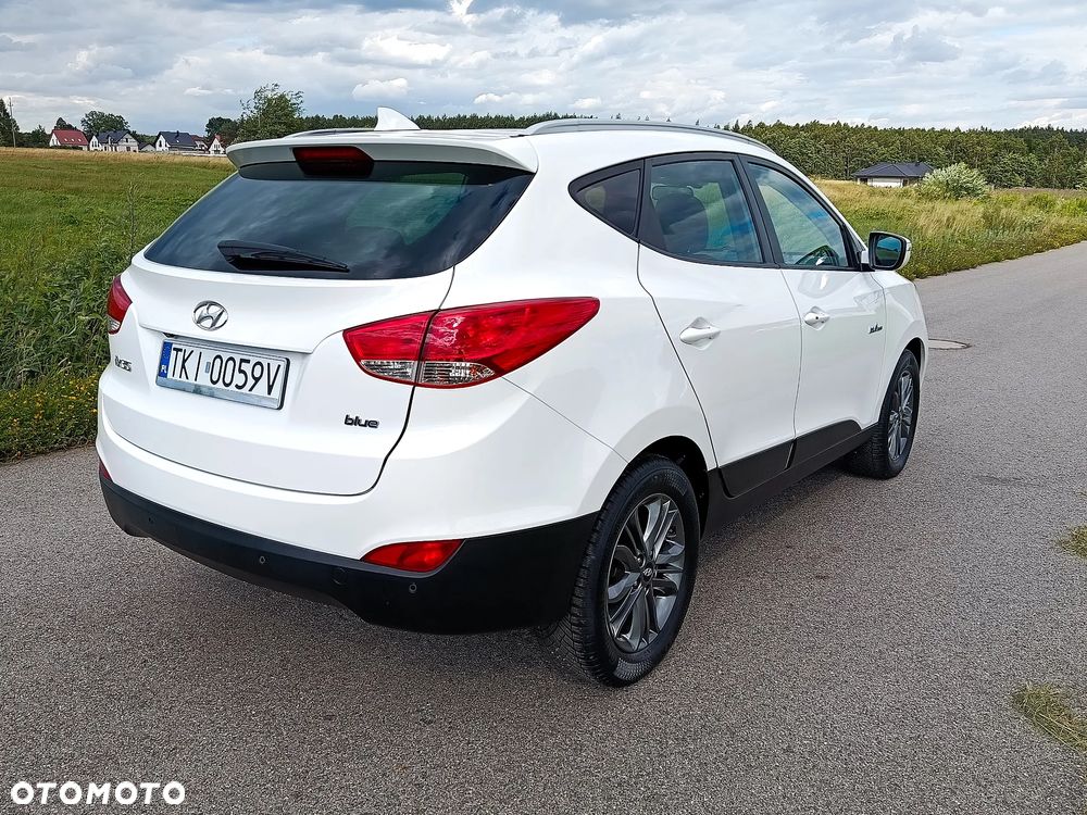 Hyundai ix35 1.7 CRDi 2WD blue Finale Silver - 32