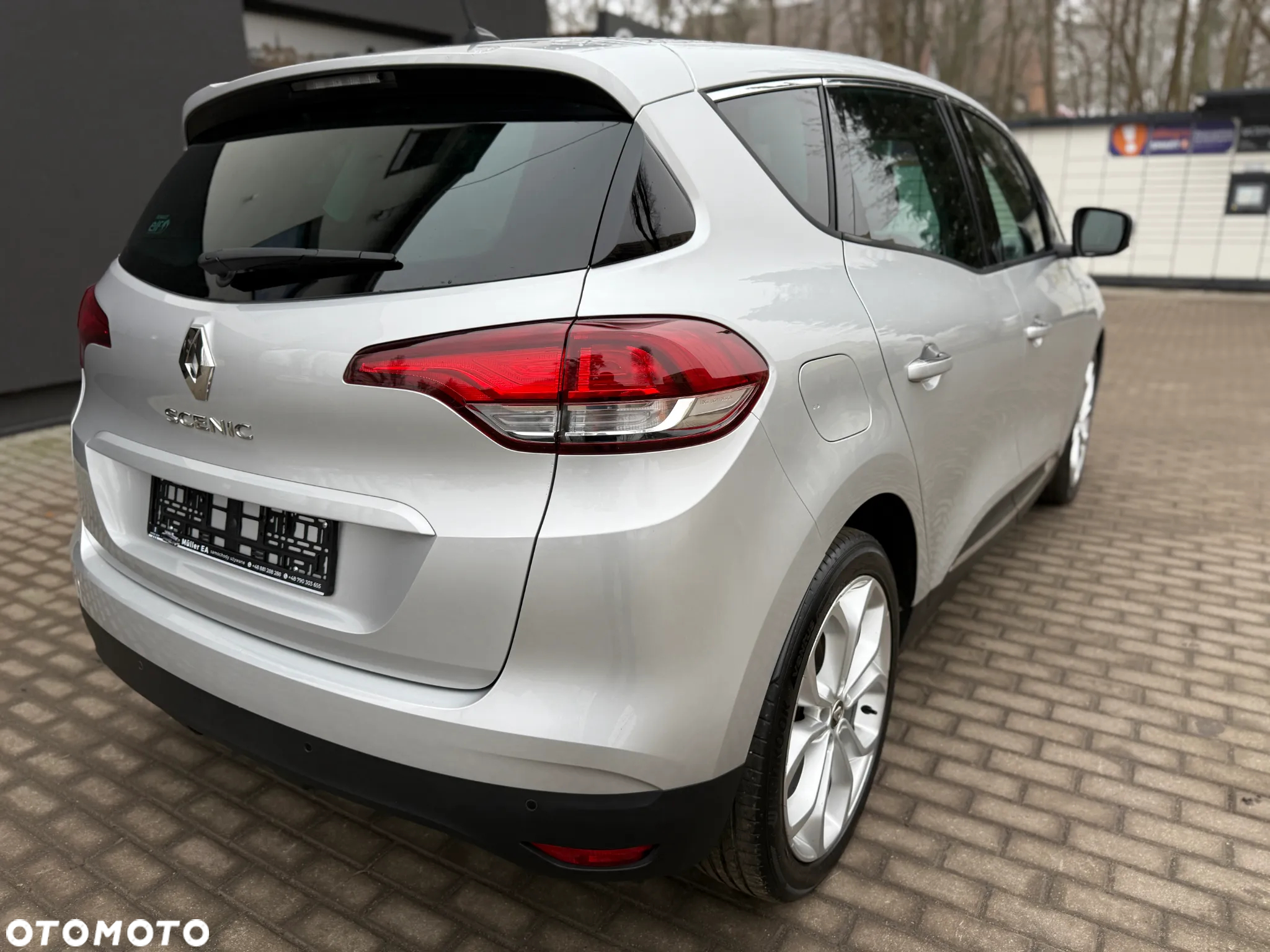 Renault Scenic 1.7 Blue dCi Zen - 19