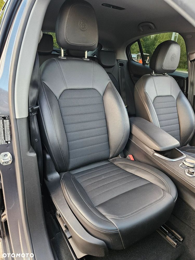 Alfa Romeo Stelvio 2.0 Turbo TI Q4 - 21