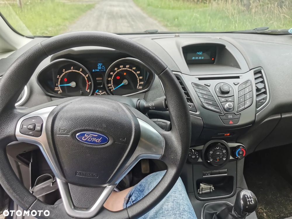 Ford Fiesta - 21