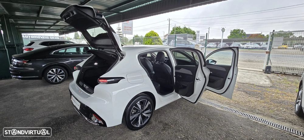 Peugeot 308 BlueHDi 130 EAT8 Allure - 47