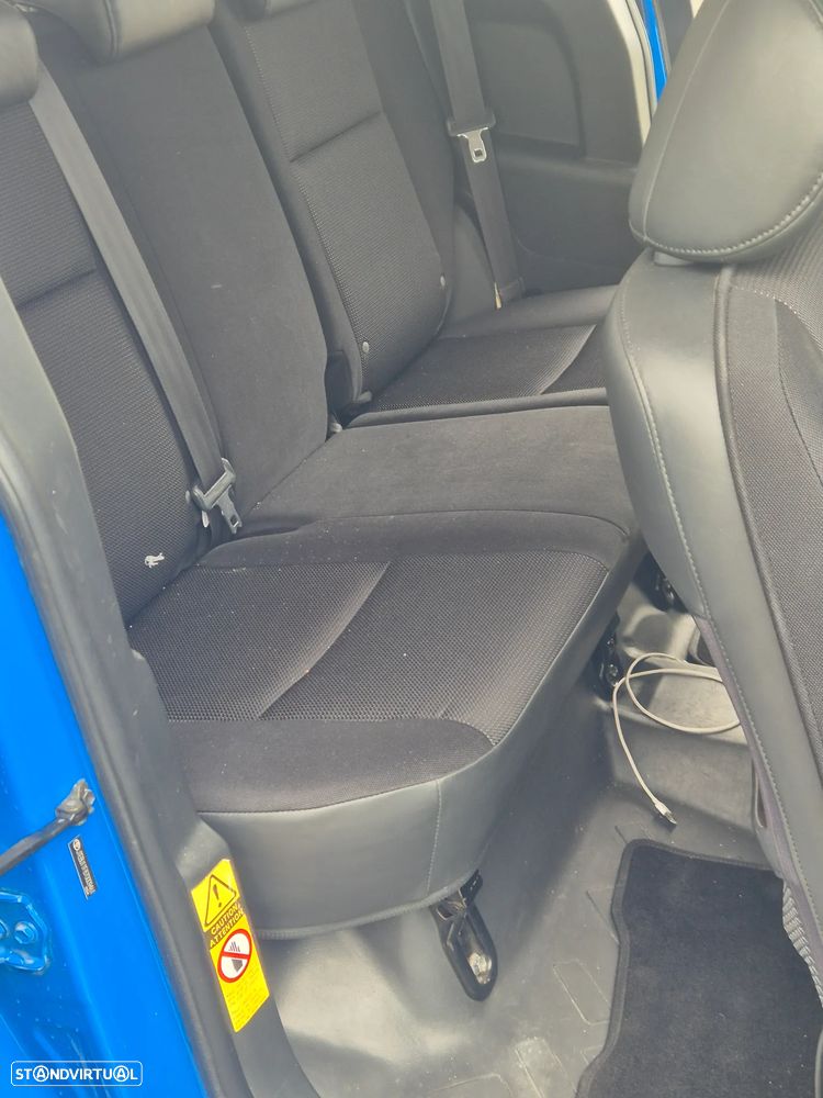 Toyota FJ Cruiser - 23