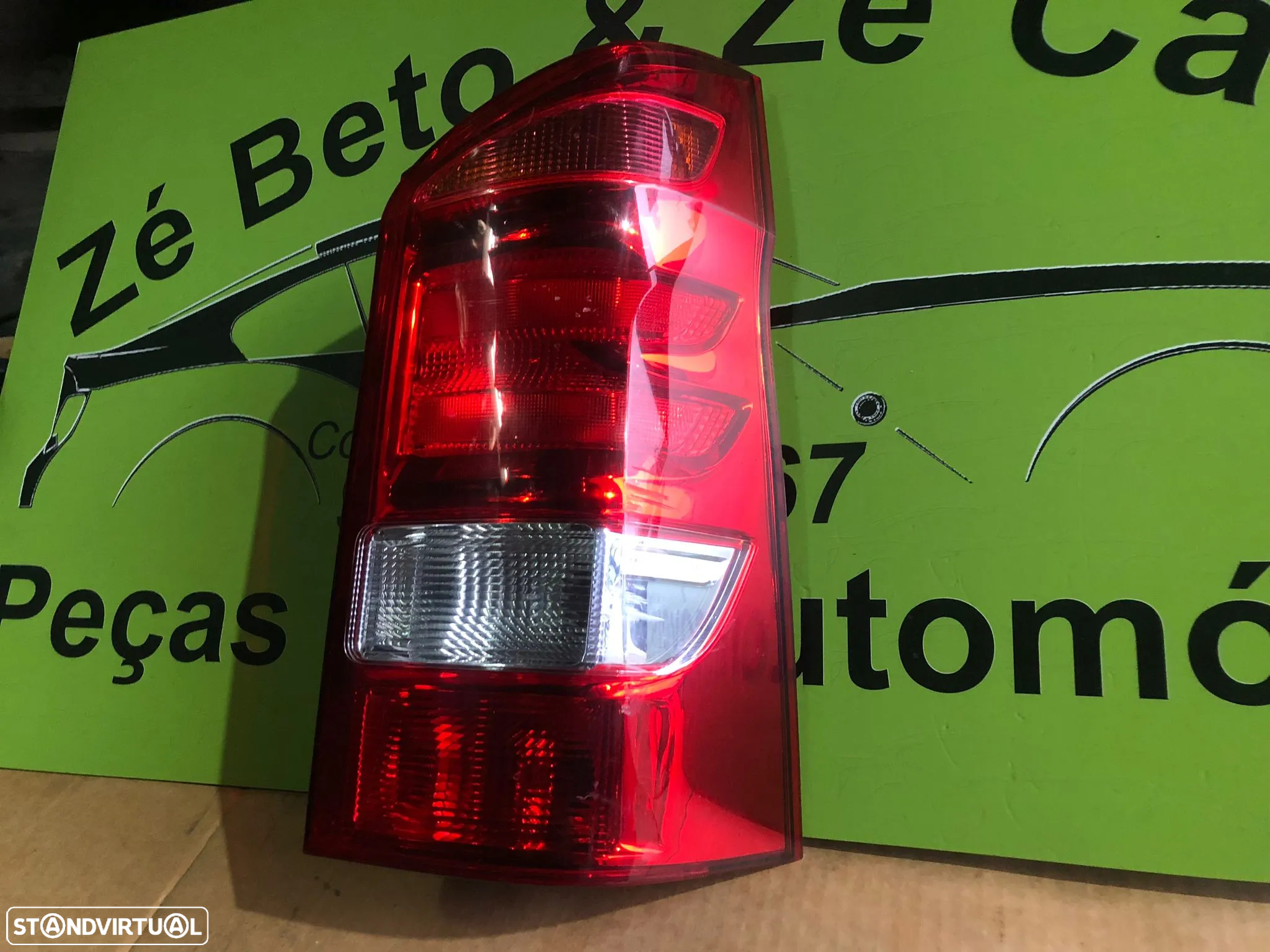 MERCEDES VITO W447 FAROLIM DIRETO - FT404 - 3