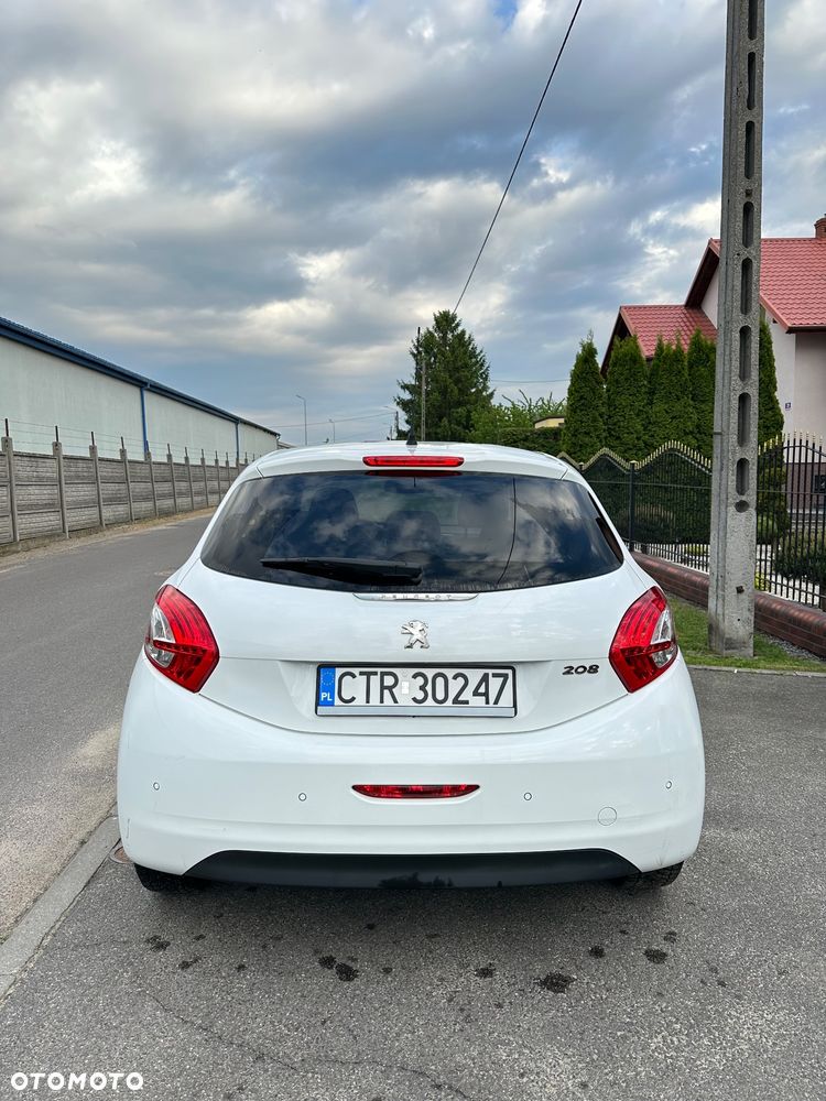 Peugeot 208 1.2 VTi Style - 3