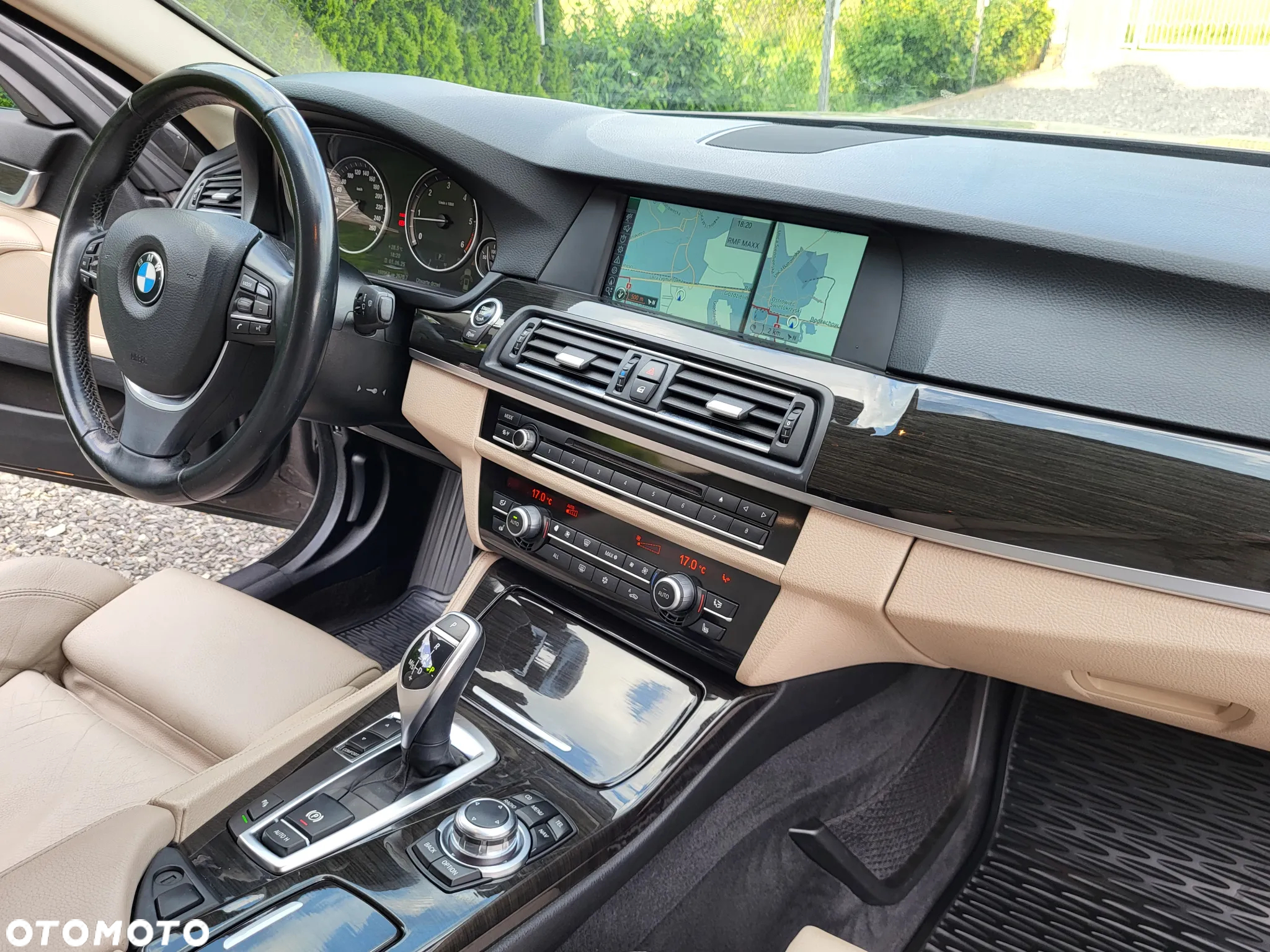 BMW Seria 5 520d Touring - 15