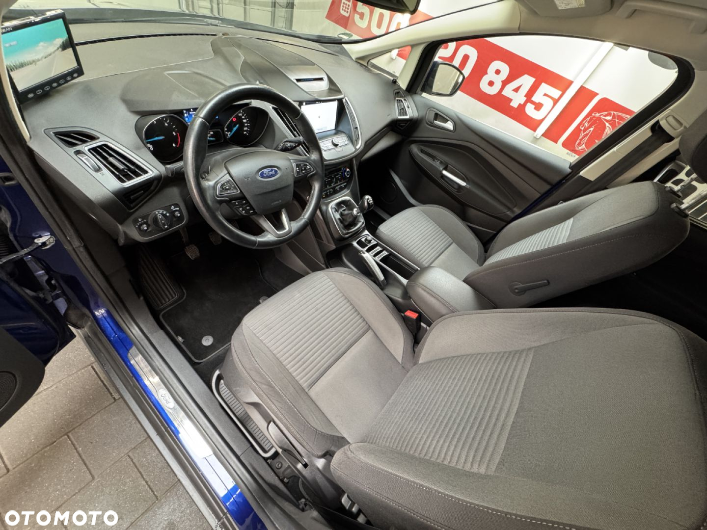 Ford Grand C-MAX - 22