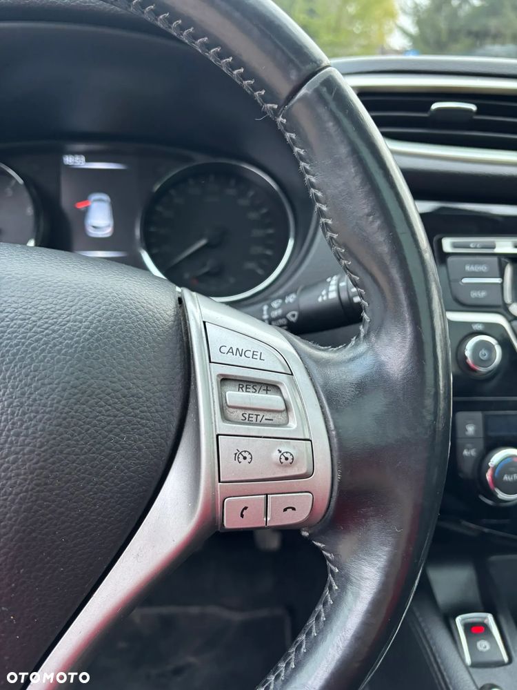 Nissan Qashqai 1.2 DIG-T N-Connecta - 29