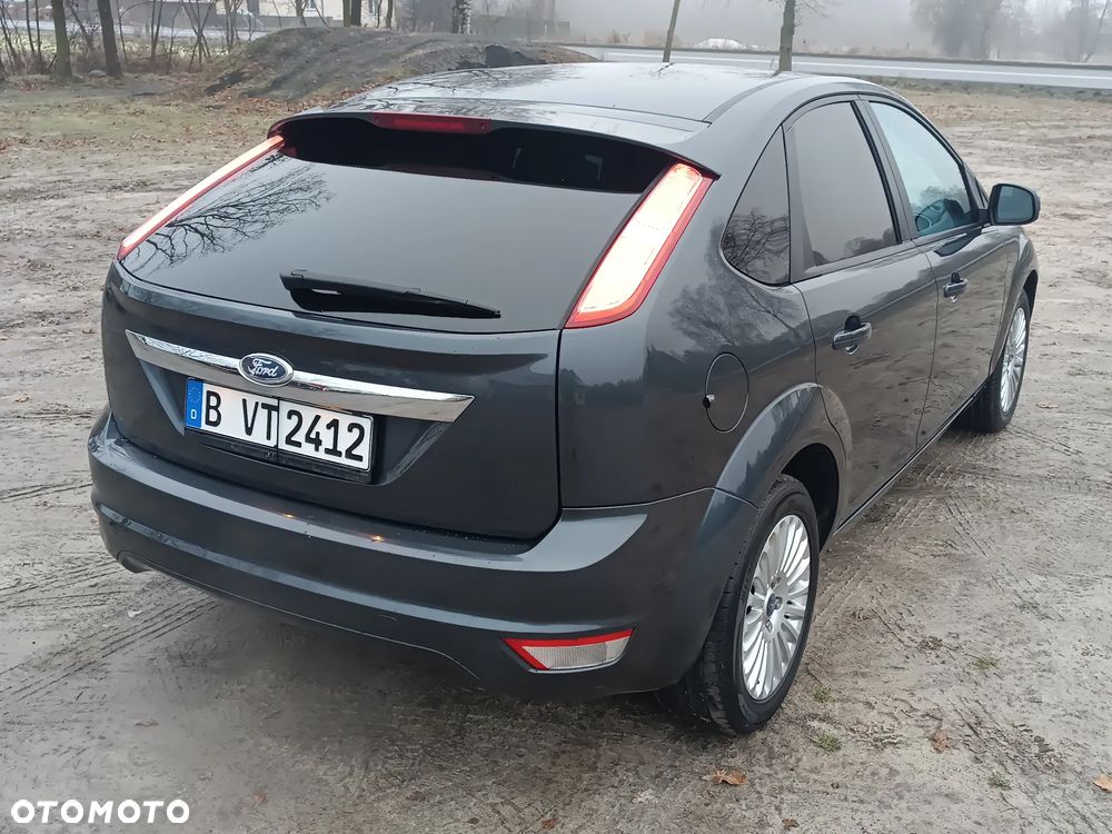 Ford Focus 1.8 Titanium - 4